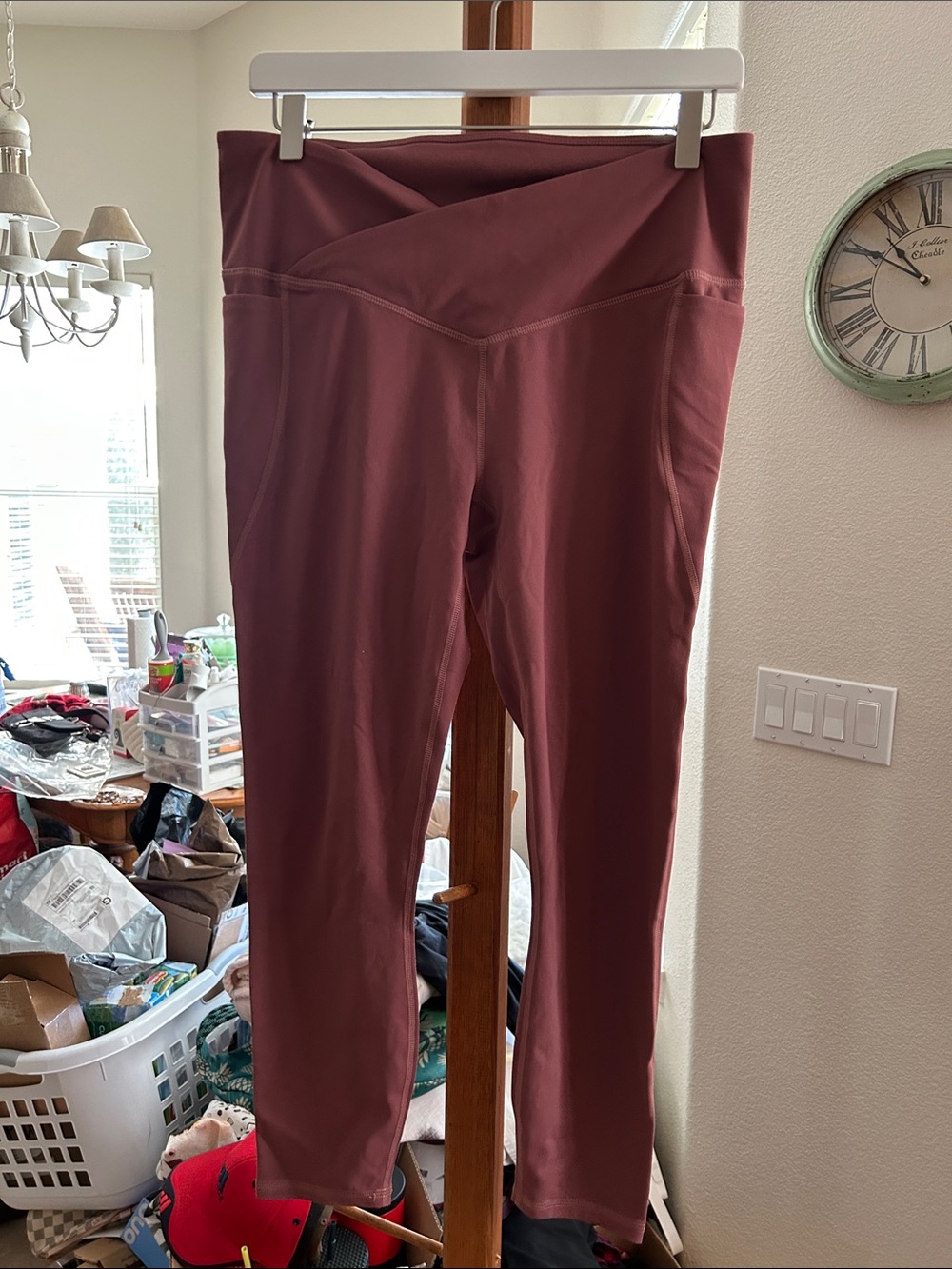 Fabletics Mauve High-Waist Crossover Leggings VGUC
